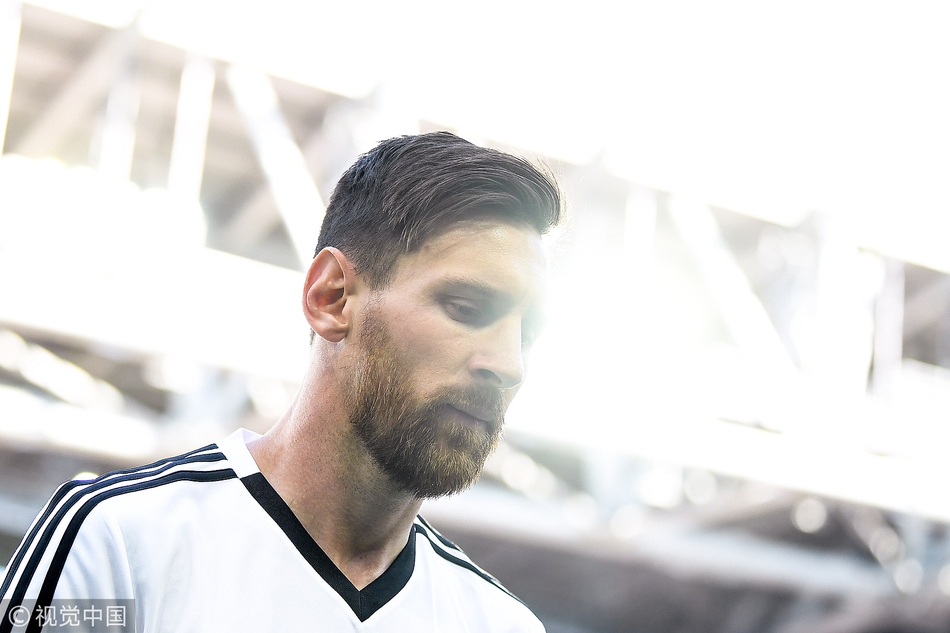 策划-世界杯第3比赛日十佳酷图