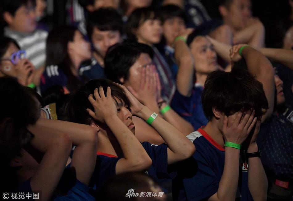 日本本土球迷痛苦掩面