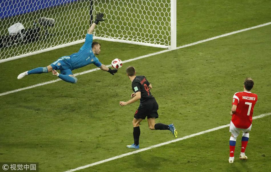 世界杯第155球！克拉马里奇头球破门