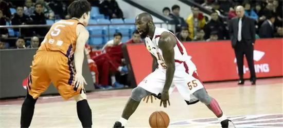 59+9+16!这才是真正的CBA第一外援啊