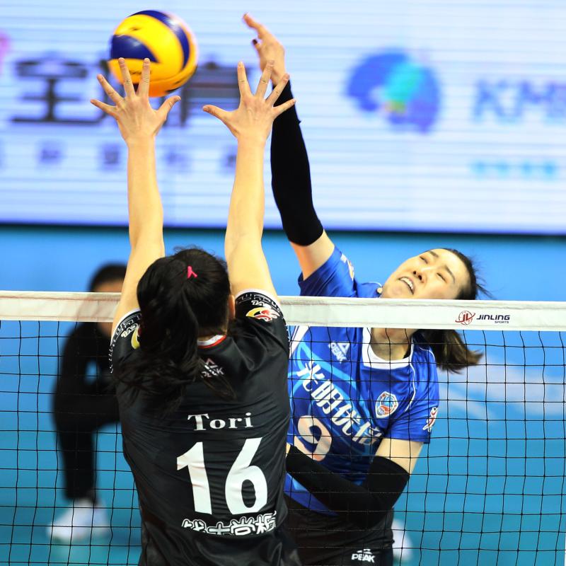 Yang Lan se tornou o destaque do jogo da equipe de Xangai