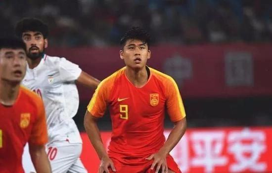 【博狗体育】张玉宁抵达北京签约在即 国安承诺未来可返回欧洲