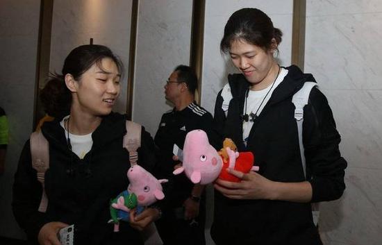 加油,中国女排。