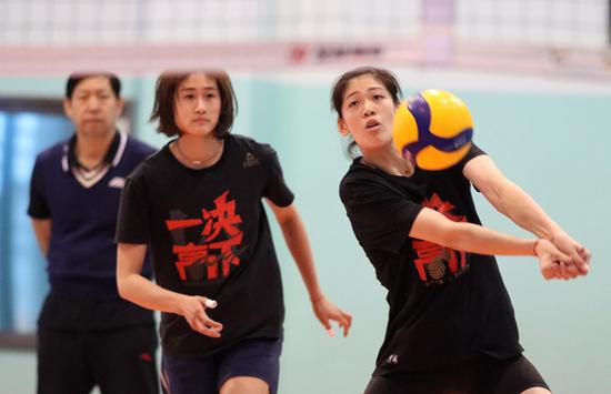 袁心玥增高度杨艺回接应 天津女排新阵战全运