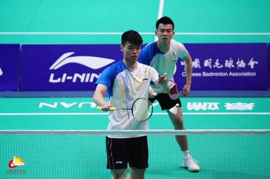 全运会国羽众将纷纷兼项 王懿律/郑思维男双告捷