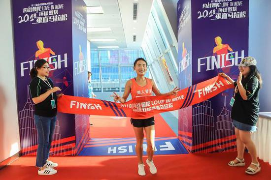 约战普陀 2018环球双塔垂直马拉松开赛