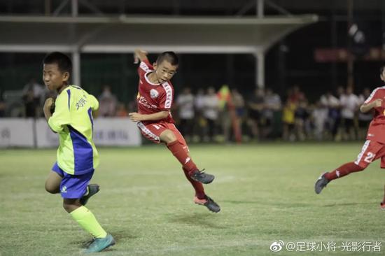 中国足球闪耀欧洲！这群9岁孩子让德国人叹服！