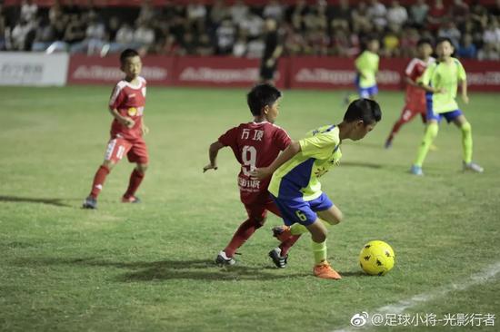 中国足球闪耀欧洲！这群9岁孩子让德国人叹服！
