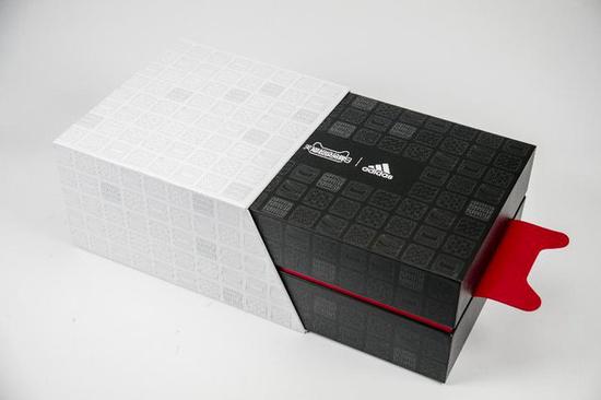 阿迪达斯UltraBOOST 19 四款限定配色鞋款定制鞋盒