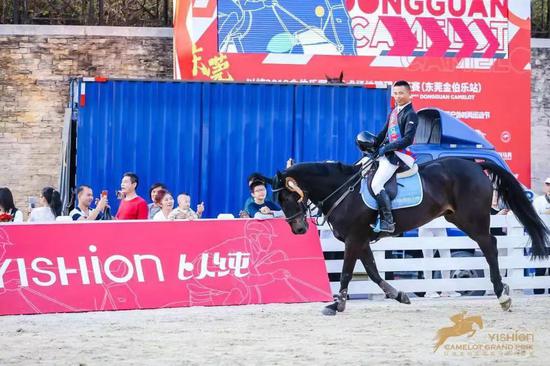 骑手高晓坤0罚分大放异彩