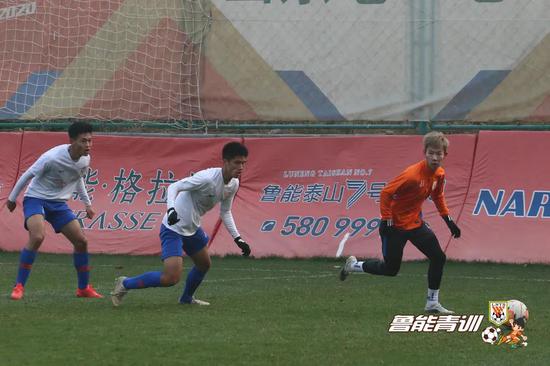 鲁能U19红队热身鲁能预备队