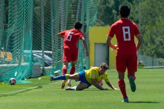 U17国少3比1胜马贝拉U19 结束西班牙拉练启程回国