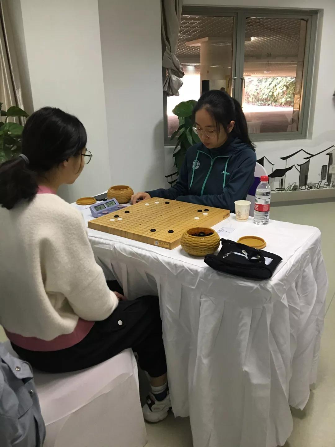 云林杯大学生围棋赛:浙大围棋队包揽团体冠军季军 第2张 云林杯大学生围棋赛:浙大围棋队包揽团体冠军季军 第2张