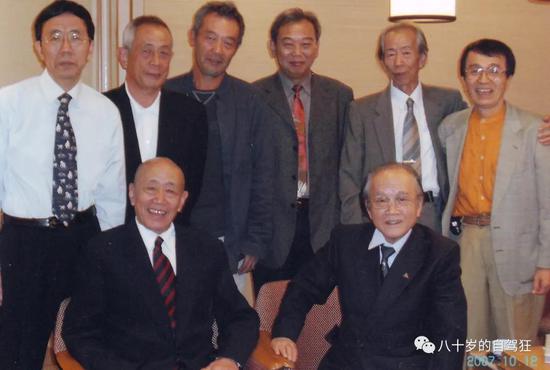 再一场,是在日本棋院同日本文化界棋友的交流。