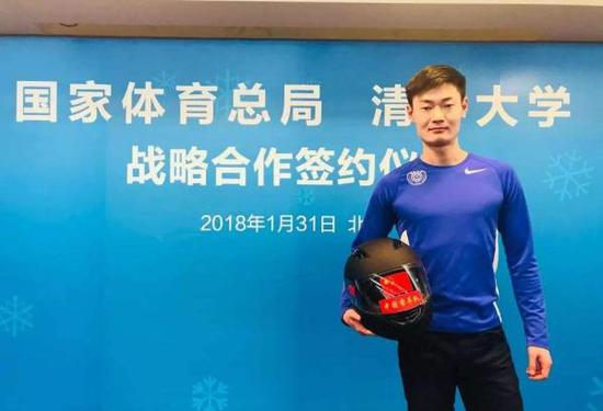 【博狗扑克】张培萌翻车受伤一度失去意识:训练就像敢死队就义 【博狗扑克】张培萌翻车受伤一度失去意识:训练就像敢死队就义
