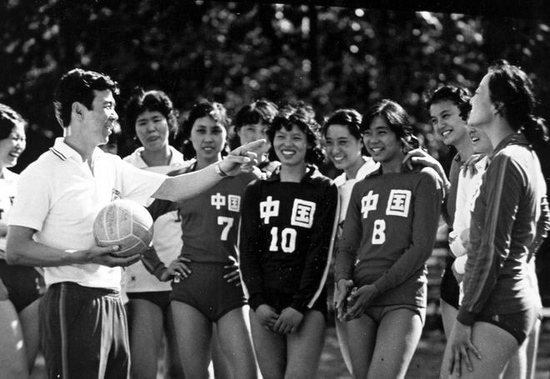 砥砺前行四十载 女排精神永不落幕