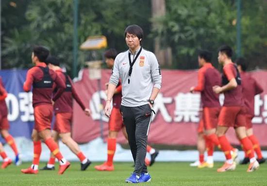 杭州外籍足球教练工资高吗,杭州外籍足球教练工资高吗知乎