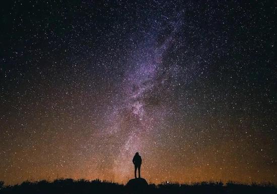 (传说棋盘组织的灵感本就源自星空)