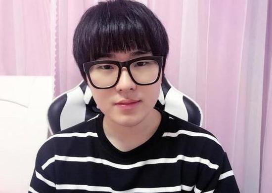 路人王金灿毅参加狗神杯solo赛,夺冠后将挑战Uzi