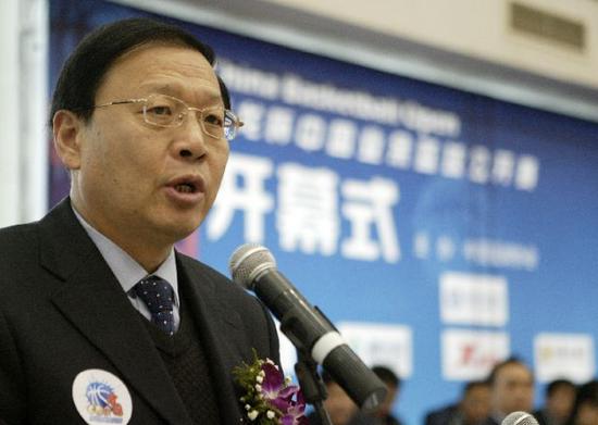 图为前国家体育总局篮球运动管理中心主任李元伟。新华社记者 毕明明 摄
