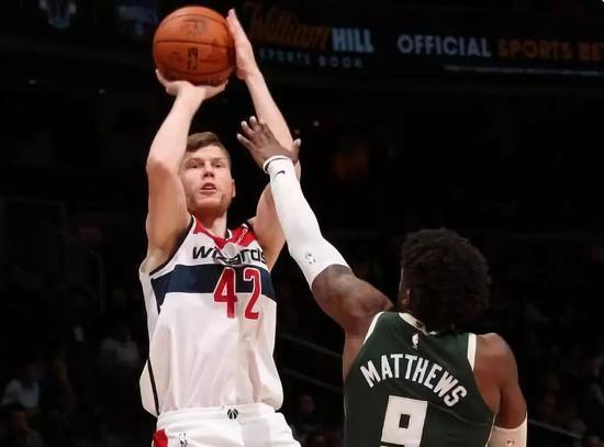 只打24场就成非卖品！马刺哭晕了吧