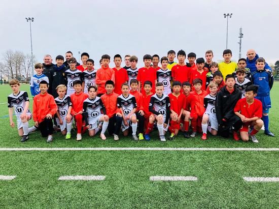 (与En Avant Guingamp U13进行友谊赛)