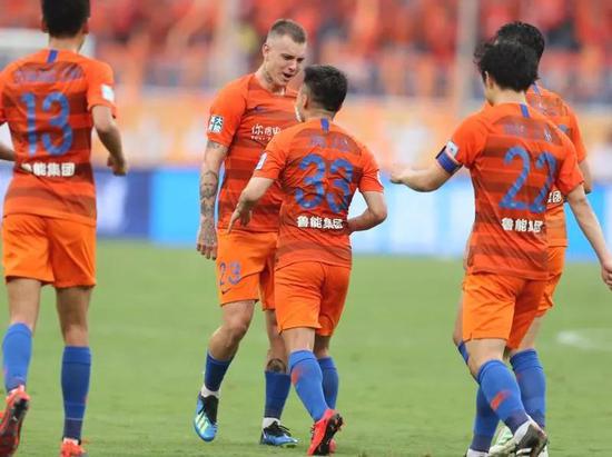 【博狗体育】3大利好助鲁能剑指足协杯冠军 李霄鹏盛赞莫伊塞斯