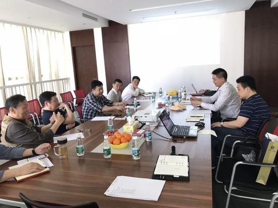 海南有望破冰!罗牛山携手第一赛马网打造赛马