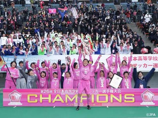 全日本大学女足选手权大会（日本大学女足全国大赛）