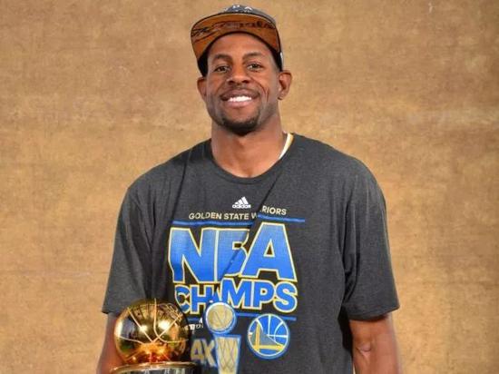 隱藏的MVP!高薪低能爛合同?現在才能看懂他的真價值!-黑特籃球-NBA新聞影音圖片分享社區