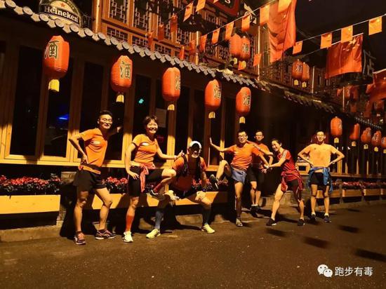 搞笑pose,我们信手拈来
