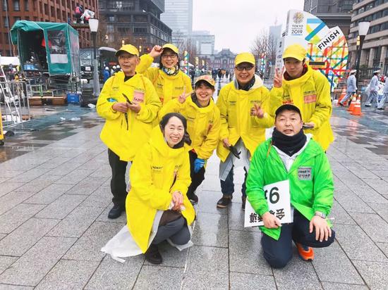 近距离感受六大满贯 我在东京马拉松当志愿者
