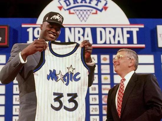 争抢锡安,詹姆斯可以试试手气