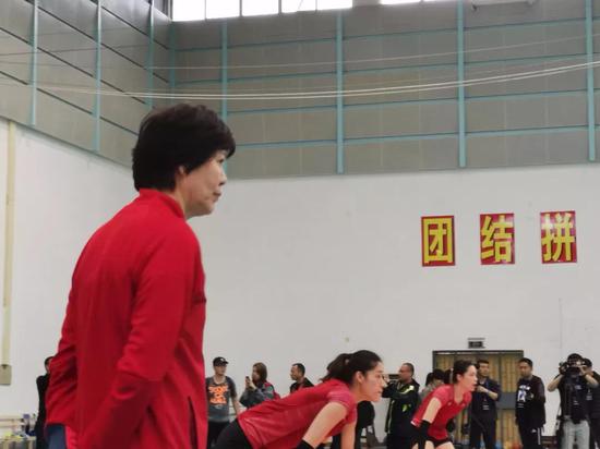 【博狗体育】中国女排集训接应尝试新变化 魏秋月徐云丽驰援