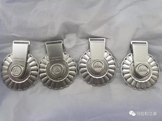china马奖牌“探秘”:复杂工艺中满是瓷都情怀!