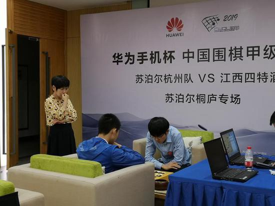 强强对话 派彩快三开奖直播,苏泊尔杭州再克江西四特酒 连笑快棋笑到最后