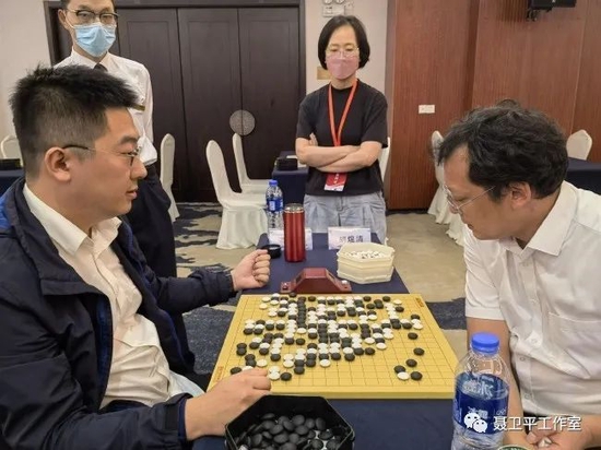 半决赛潘文君胜胡煜清