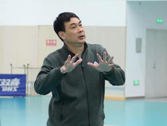 天津女排队长杨艺:第一次打亚俱杯 盼展最好状态
