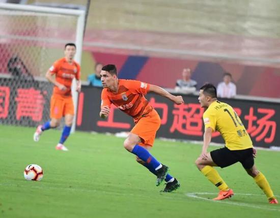 【博狗体育】3大利好助鲁能剑指足协杯冠军 李霄鹏盛赞莫伊塞斯