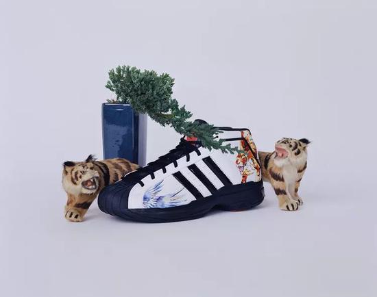 又是一波中国风!adidas CNY 系列继续曝光