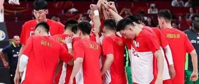 中国男篮赢下科特迪瓦