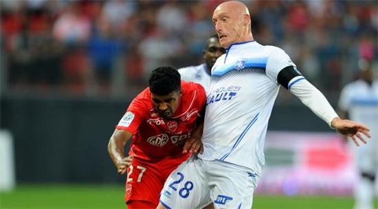 Method B remind: tile Lang xiena play football league guest failed to draw