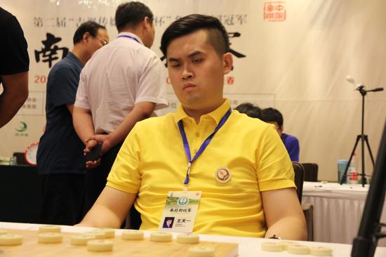 南北对抗赛南方高奏凯歌 许仙雷霆擒拿王天一_棋牌_新浪竞技风暴_新浪网