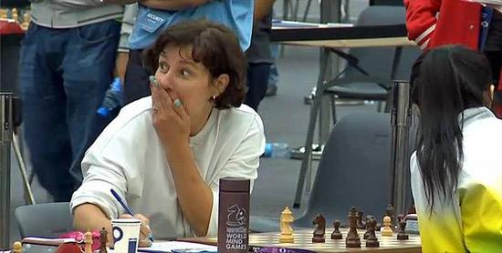 拉脱维亚高官力克棋后侯逸凡 拉脱维亚高官力克棋后侯逸凡