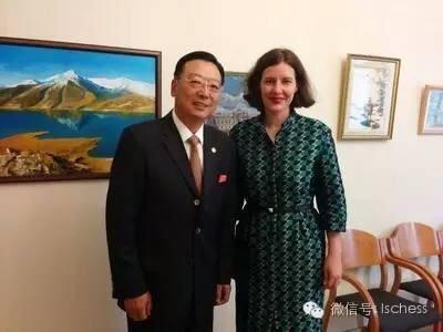 拉脱维亚高官力克棋后侯逸凡 拉脱维亚高官力克棋后侯逸凡