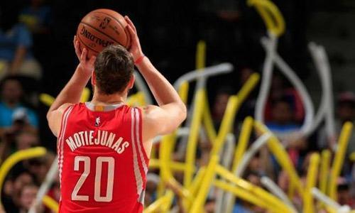 昔日内线悍将今无人问津,立陶宛奥拉朱旺将何去何从?