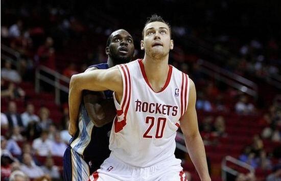 昔日内线悍将今无人问津,立陶宛奥拉朱旺将何去何从?