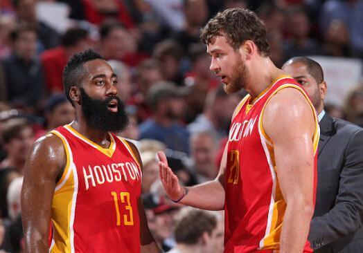 昔日内线悍将今无人问津,立陶宛奥拉朱旺将何去何从?