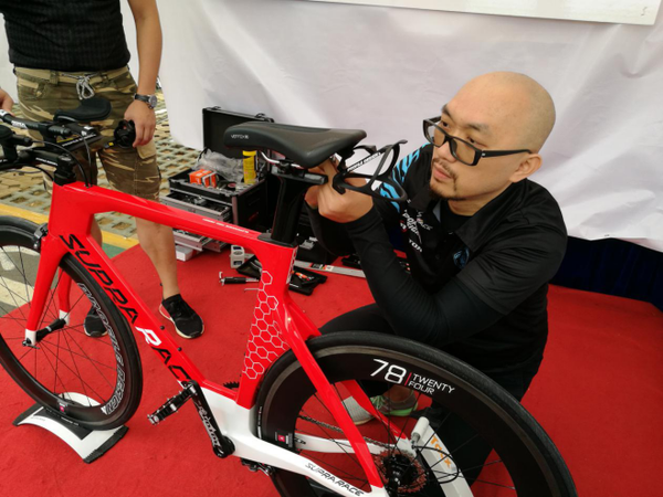 铁三自行车领域新贵速豹合肥 铁三助力IRONM