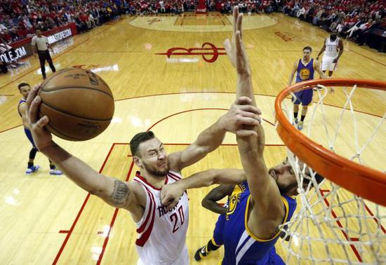 火箭曾经对莫泰尤纳斯很有信心。